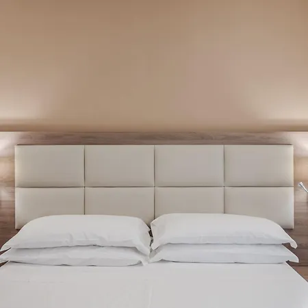 Hotiday Collection - Residenza Scarlatti Bed and Breakfast 2*
