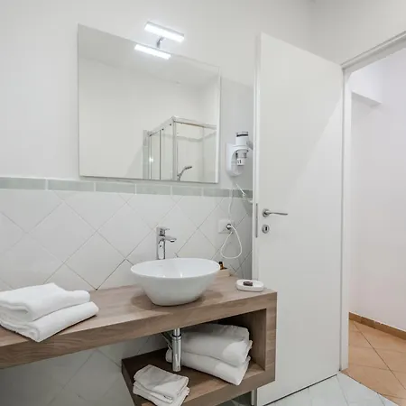Hotiday Collection - Residenza Scarlatti Νάπολη