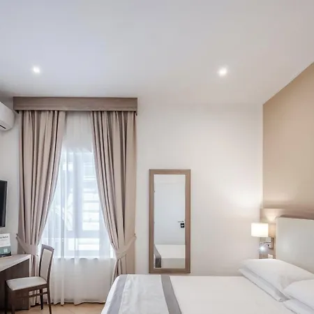 Residenza Scarlatti 4* Naples